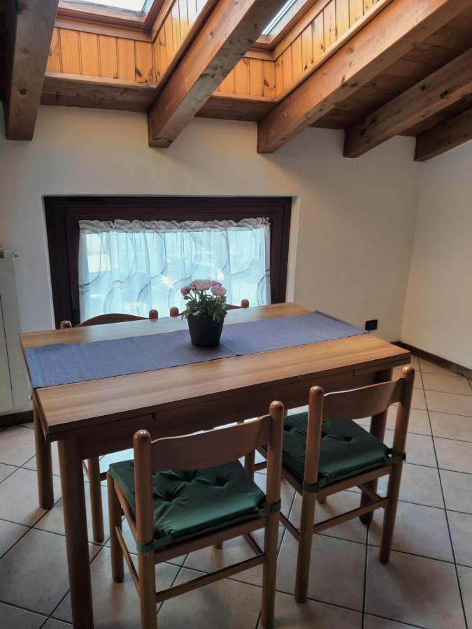 La Mansarda Sul Lago Lovere Extérieur photo